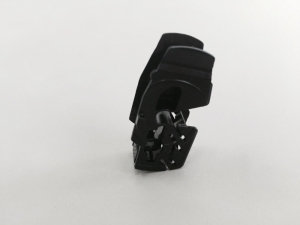 雨刮配件注塑模具廠，五金配件注塑廠，雨刮器生產(chǎn)廠家