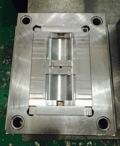 Y300422儀器塑膠制品，深圳塑膠模具廠，注塑模具加工